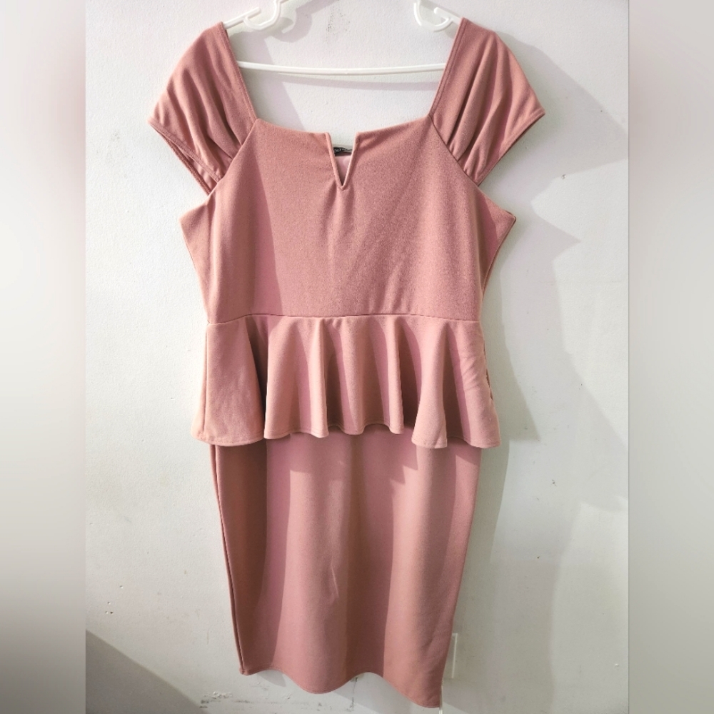 Boohoo Plus Off The Shoulder Peplum Midi Dress Size US 14 Blush Pink Color